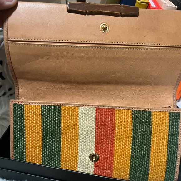 Gucci Colorful Woven Wallets - Picture 3 of 10
